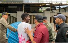 Pengungsi Bangun Tenda Depan Kantor UNHCR Ditertibkan, Kini Ditampung di Ditjen Imigrasi