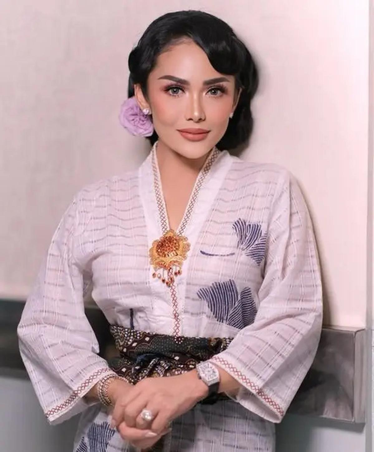 Ari Bias Bandingkan Agnez Mo dengan Krisdayanti soal Izin Pakai Lagu dan Royalti, Ternyata Begini