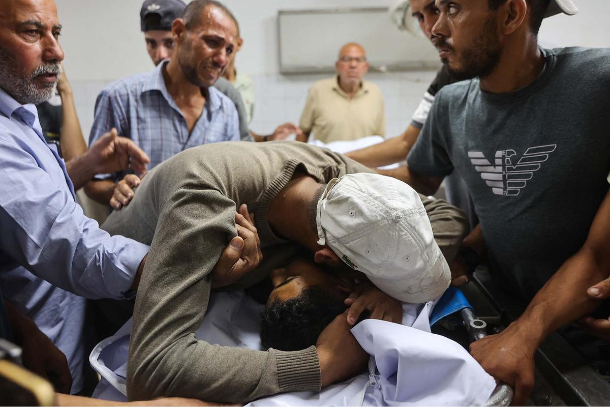 FOTO: Duka Warga Gaza Saat Keluarga Menjadi Korban Kekejian Israel Saat Antri Bahan Makanan