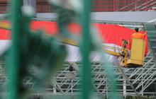 Sambut hari kemerdekaan, Stadion GBK dihiasi bendera merah putih