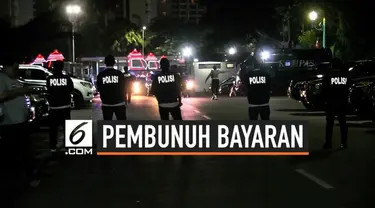 2 pembunuh bayaran ditangkap polisi, keduanya dibawa ke Mapolda Metro Jaya. Diduga keduanya terlibat pembunuhan ayah dan anak yang mayatnya di bakar di dalam mobil. Keduanya disewa sang istri dengan imbalan Rp 500 kuta. Motif pembunuhan adalah masala...