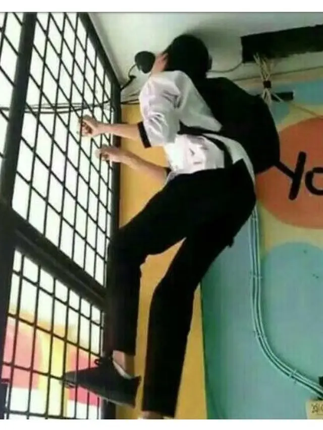 Kelakuan Ekstrem Siswa Saat Sekolah Ini Bikin Geleng-geleng