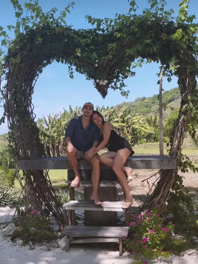 Jessica Iskandar baru saja merayakan hari jadi pernikahan yang ke-1 tahun