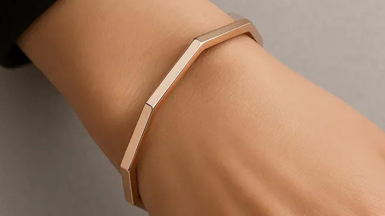 7 Model Gelang Geometris dengan Desain Kontemporer dan Kekinian