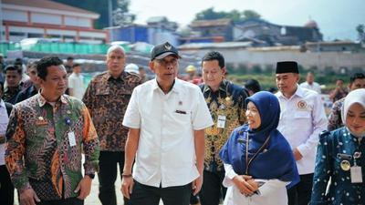Haru Orang Tua di Pembukaan MPLS Sekolah Rakyat Wonosobo: Harapan Baru Pendidikan Gratis