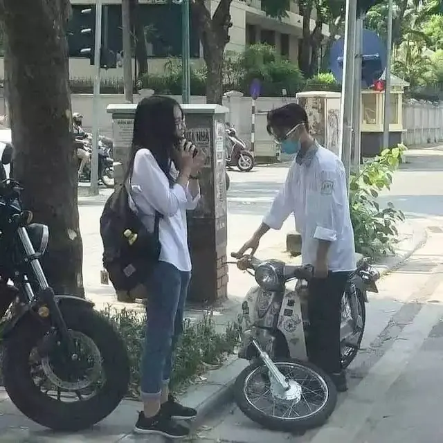 10 Potret Absurd Orang Gagal Romantis Bareng Pacar Ini Kocak