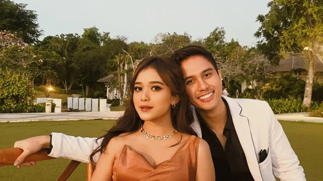 6 Gaya Seleb Hadiri Acara Pernikahan Gritte Agatha dan Arif Hidayat di Bali, Marsha Aruan-Brisia Jodie