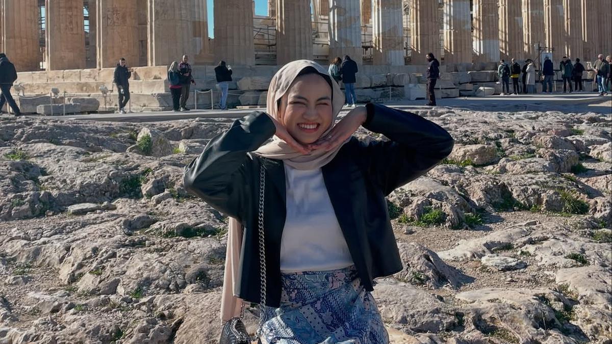 7 Gaya OOTD Xaviera Putri di Berbagai Momen, Inspirasi Tampil Kasual Kekinian