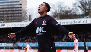 Penyerang Timnas Indonesia, Miliano Jonathans, berhasil mencetak satu gol saat membantu timnya, Excelsior Rotterdam, bermain imbang 2-2 kontra Ajax Amsterdam pada laga pekan ke-21 Liga Belanda di Stadion Woudestein, Rotterdam, Minggu (1/2/2026) malam WIB. (dok. Excelsior Rotterdam)