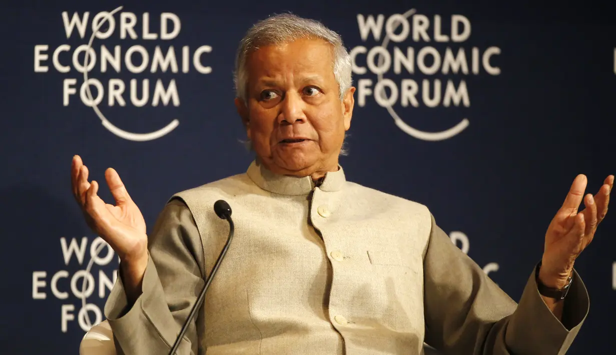 Yunus dipilih sebagai pemimpin pemerintah sementara atas dukungan dari para pemimpin kelompok mahasiswa yang menggelar aksi protes. (AP Photo/Michel Euler, File)