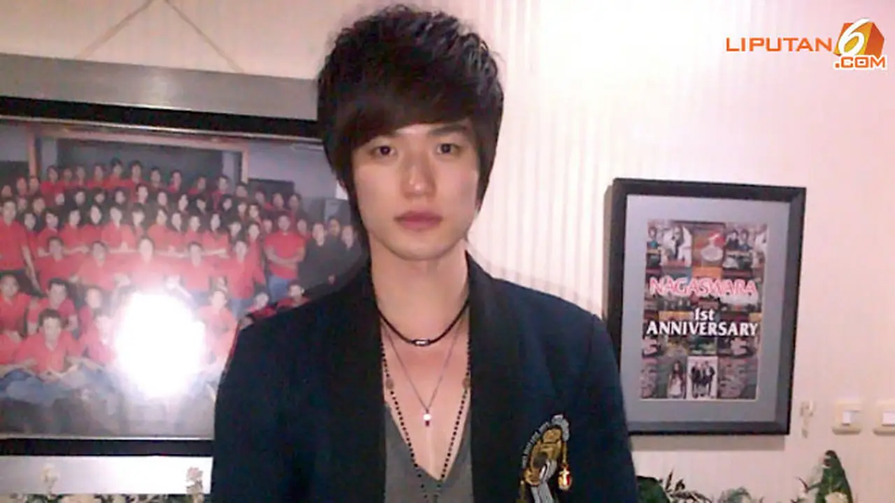 lee-hitz-131118b.jpg