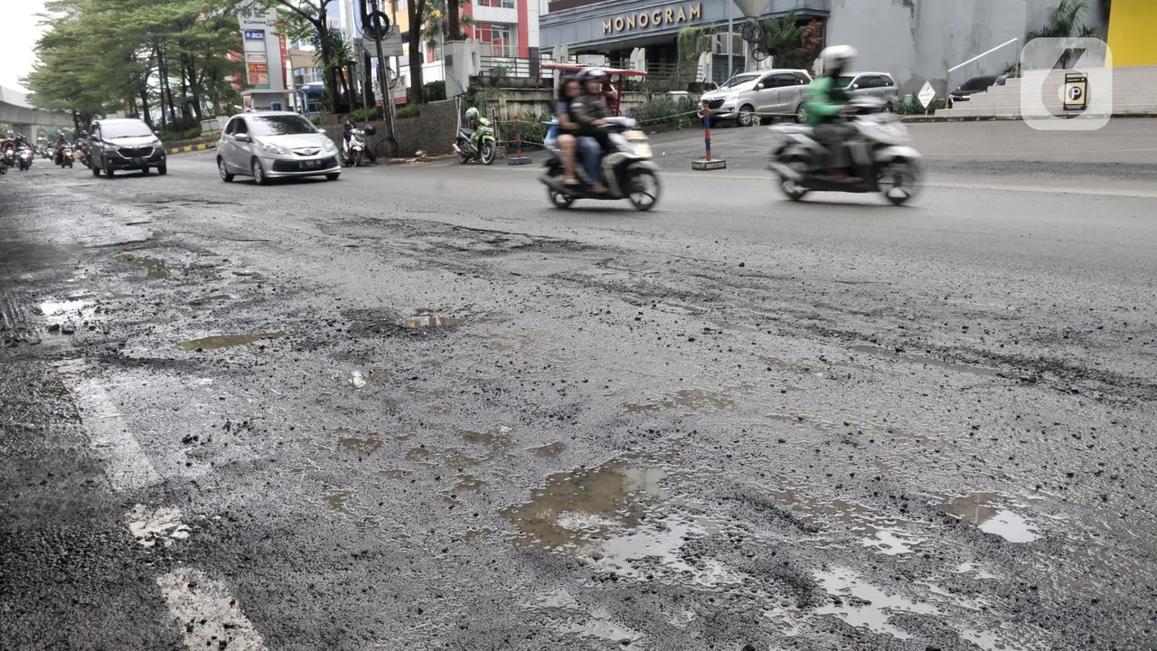 22 Ribu Jalan Rusak Di Jakarta Ditambal Sulam Pemprov DKI Kalau Hujan 