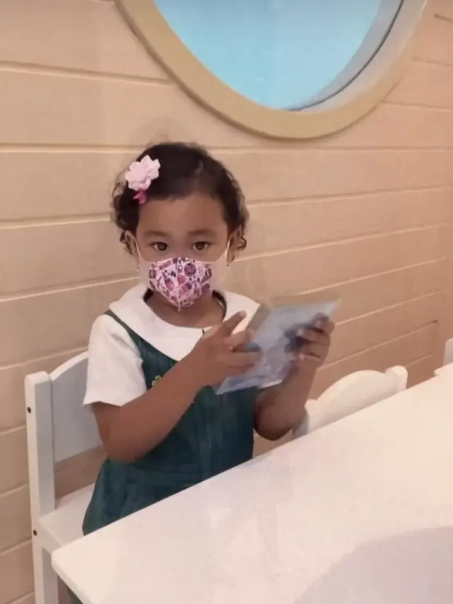 [Fimela] Mutia Ayu dan Gewa