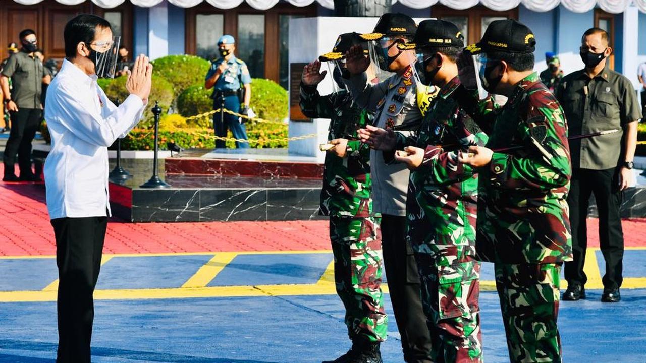 Presiden Jokowi bertolak menuju Aceh dari Pangkalan TNI AU Halim Perdanakusuma Jakarta, Selasa (25/8/2020).