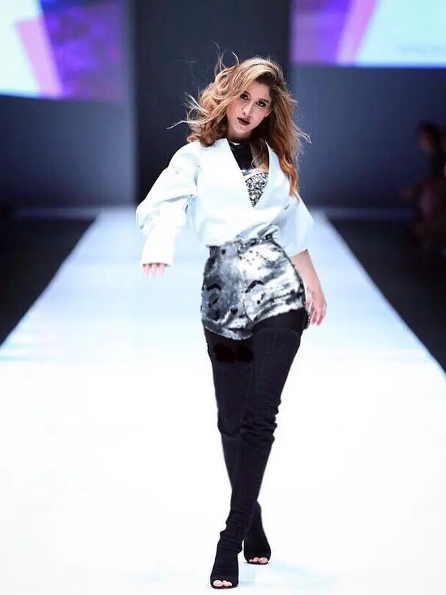 [Bintang] Disebut Panjat Sosial, Gaya Glamor Millane Fernandez Ini Kece Bukan Main