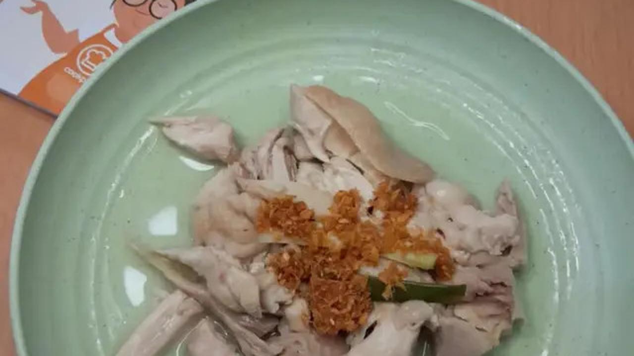 Rahasia Ayam Suwir Kemangi yang Harum, Empuk dan Bikin Nambah Nasi
