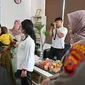 Menteri Pemberdayaan Perempuan dan Perlindungan Anak (PPPA) RI Bintang Puspayoga menghadiri proses penyerahan Bayi tertukar kepada orangtua biologisnya pada Jumat (29/9/2023) di Polres Bogor, Jawa Barat. (Dok Kementerian Pemberdayaan Perempuan dan Perlindungan Anak RI)