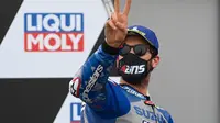 Alex Rins finis kedua MotoGP Teruel, Minggu (25/10/2020). (PIERRE-PHILIPPE MARCOU / AFP)