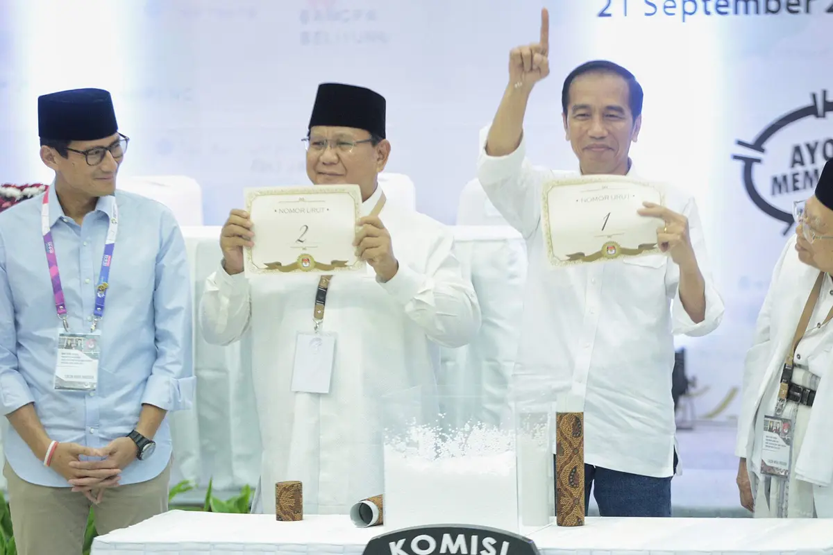 Jokowi-Ma'ruf Amin dan Prabowo-Sandiaga Uno
