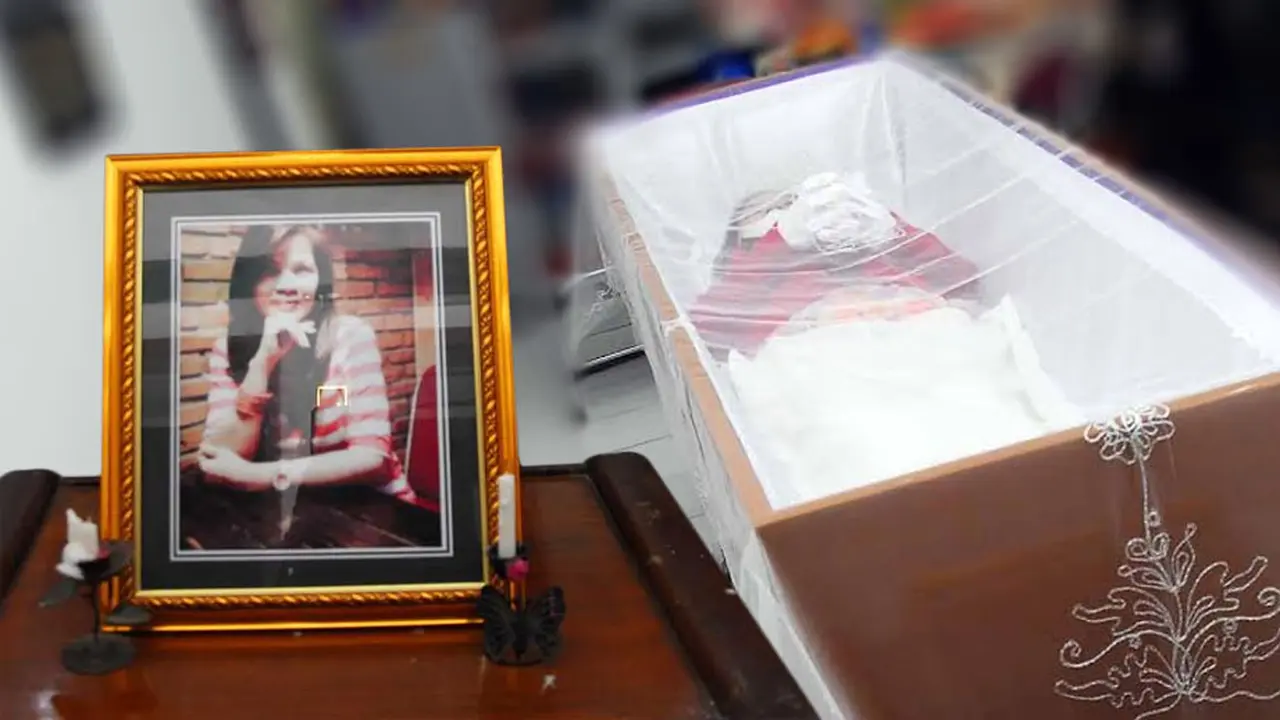 Ibunda Jonathan Frizzy Meninggal Dalam Keadaan Sujud