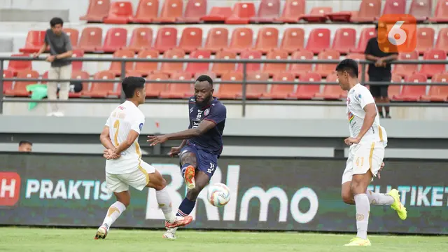 Tim Papan Bawah Permalukan Persija Jakarta dengan Skor 3-2