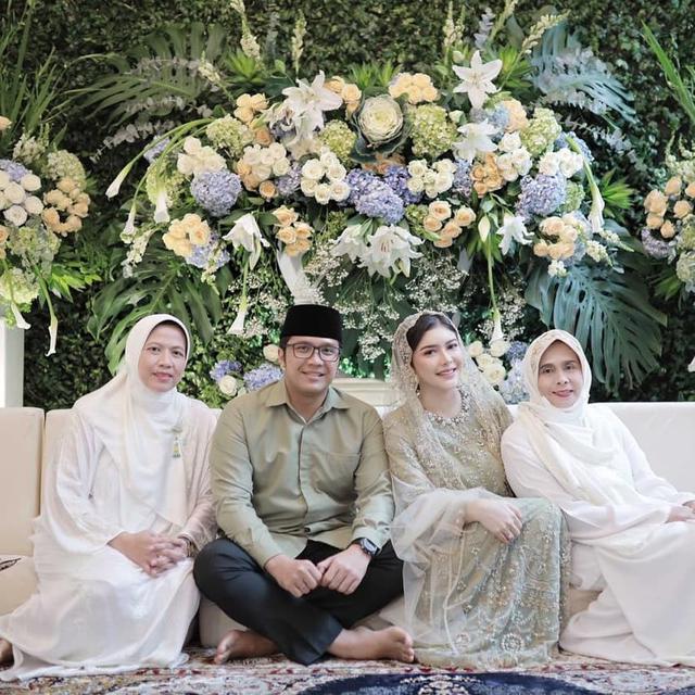 6 Momen Tasyakuran 4 Bulanan Kehamilan Rica Andriani, Berlangsung Khidmat