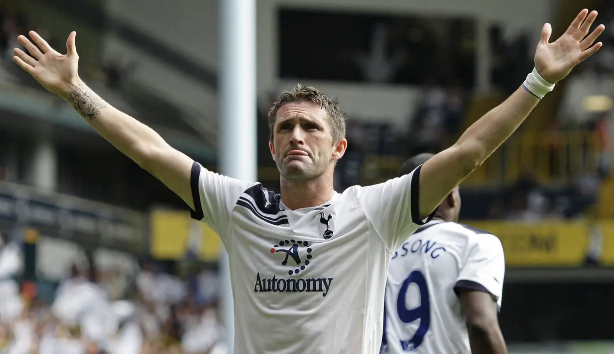Robbie Keane. Ia memperkuat Tottenham Hotspur dalam dua periode, pertama pada 2002-2008 dan yang kedua pada 2009-2011. Total 91 gol dicetaknya dalam 238 laga Premier League di dua periode tersebut, namun tak sekalipun mampu meraih trofi Premier League. (Foto: AFP/Ian Kington)