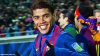 Gelandang Muda Barca  Ungkap Alasan Bertahan