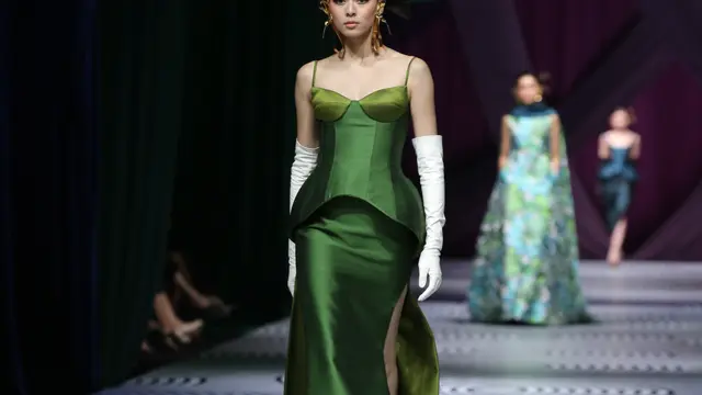 Sebastian Gunawan Signature