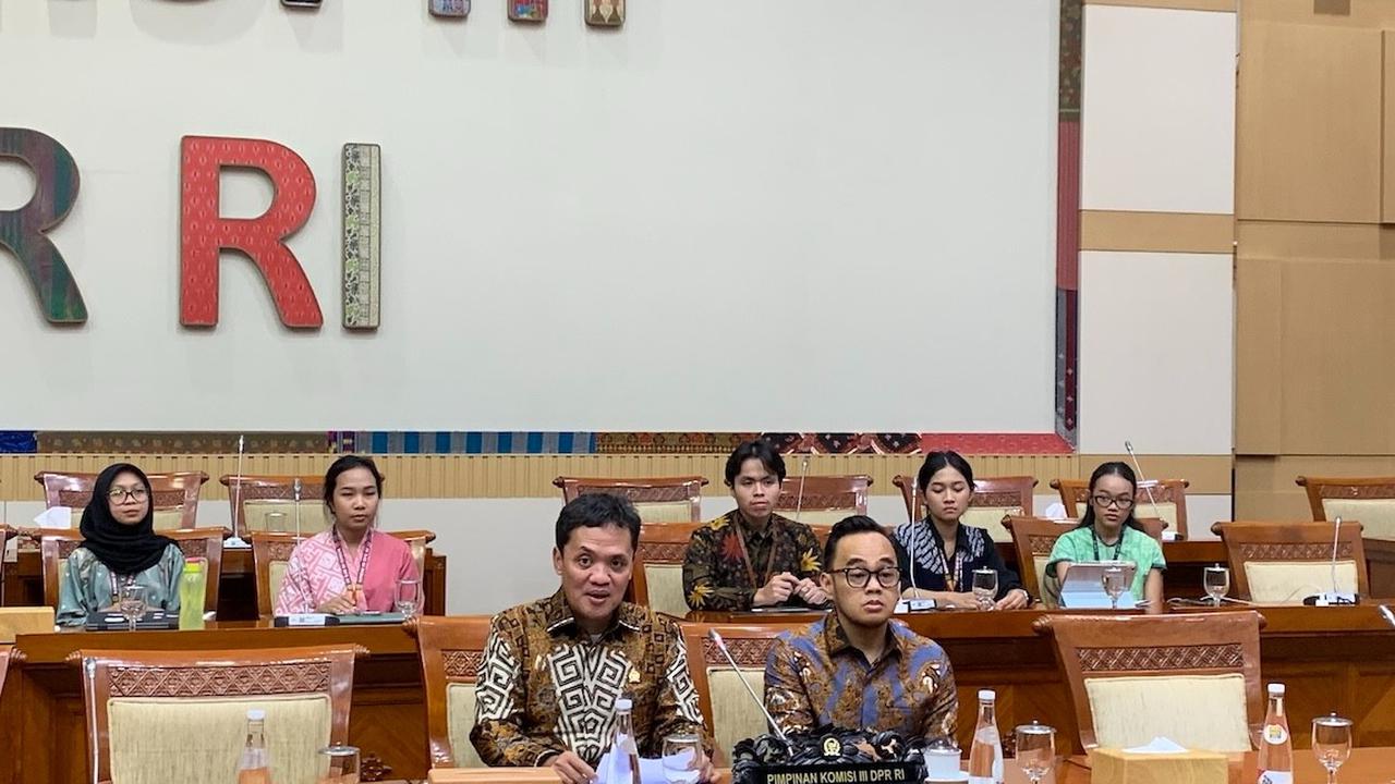 VIDEO: Habiburokhman Gerindra Minta ke Pimpinan & Dewas KPK Tiadakan Doorstop Wartawan