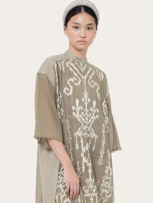 Ramadan One-Off Collection 2022 hadir dengan nuansa koleksi yang lebih kasual dengan menggunakan bahan-bahan pilihan seperti katun dan linen./ Foto: dok Sapto Djojokartiko.