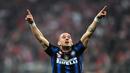 Wesley Sneijder memperlihatkan penampilan terbaiknya saat Inter ditukangi Mourinho. Bersama Samuel Eto'o dan Diego Milito, Sneijder memiliki peran penting atas sukses Inter meraih treble winners musim 2009-2010. (AFP/Christof Stache)