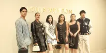 Louis Vuitton baru saja membuka kembali butiknya di Plaza Indonesia, setelah ditutup sementara karena renovasi. Tampilan butik baru bran asal Prancis ini mengedepankan konsep memadukan budaya lokal dan tetap dengan daya tarik internasional. [Foto: ISTIMEWA]