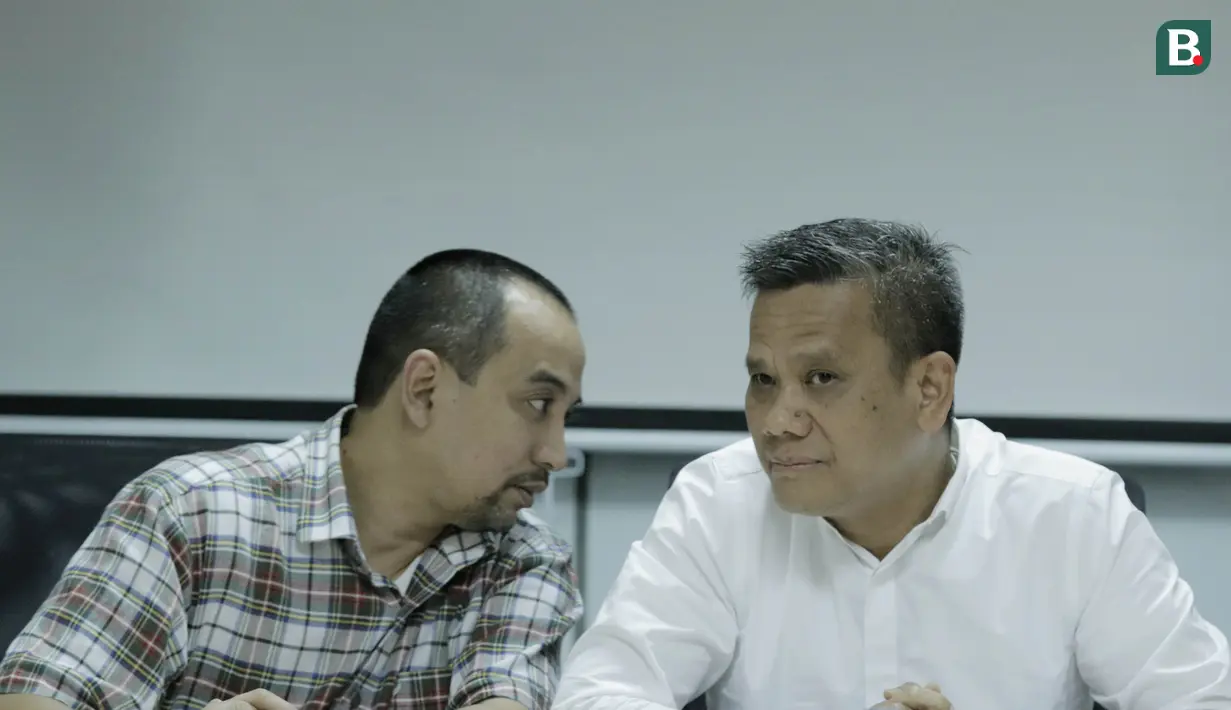 CEO PT Liga Indonesia Baru (LIB), Berlinton Siahaan, saat jumpa pers di Kantor LIB, Jakarta, Selasa (6/3/2018). PT LIB telah melunasi sisa subsidi kepada 18 klub Liga 1 dengan total lebih dari Rp38 miliar. (Bola.com/M Iqbal Ichsan)