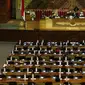 Suasana saat berlangsung Rapat Paripurna paripurna Masa Sidang I Periode 2019-2020 di Kompleks Parlemen, Senayan, Jakarta, Kamis (22/8/2019). Rapat yang membahas RUU APBN Tahun 2020 beserta nota keuangannya itu hanya dihadiri 55 orang. (Liputan6.com/Johan Tallo)