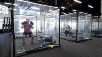 Seperti Akuarium, Ini Penampakan Gym yang Kembali Buka di Era New Normal