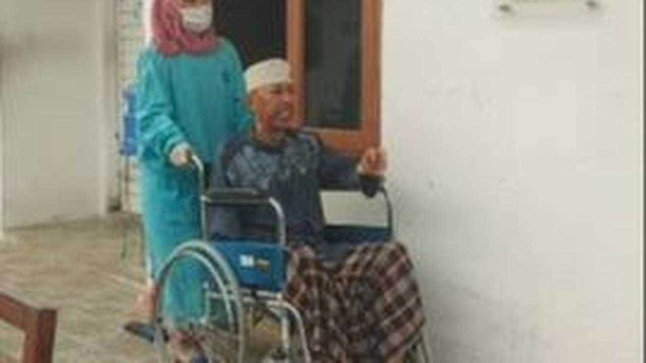 Dititipkan Anak ke Panti Jompo