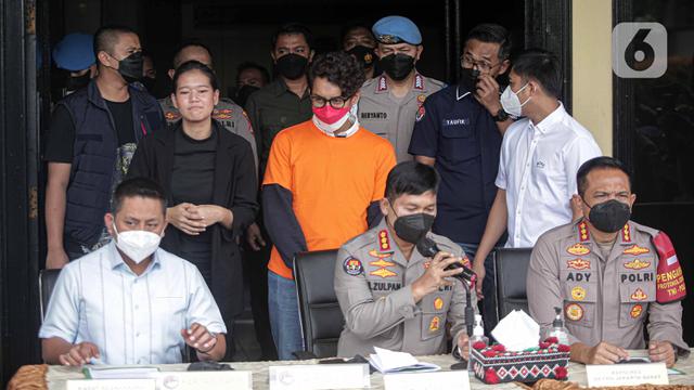 FOTO: Ardhito Pramono Ditetapkan sebagai Tersangka Kasus Narkoba