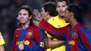 Sementara satu eksekusi penalti Lionel Messi berhasil digagalkannya saat ia masih berseragam Villarreal menghadapi Barcelona di ajang Copa del Rey musim 2007/2008. (AFP/Lluis Gene)