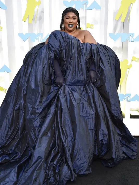 Lizzo di MTV VMA 2022. (Evan Agostini/Invision/AP)