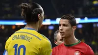 Zlatan Ibrahimovic dan Cristiano Ronaldo (Metro)