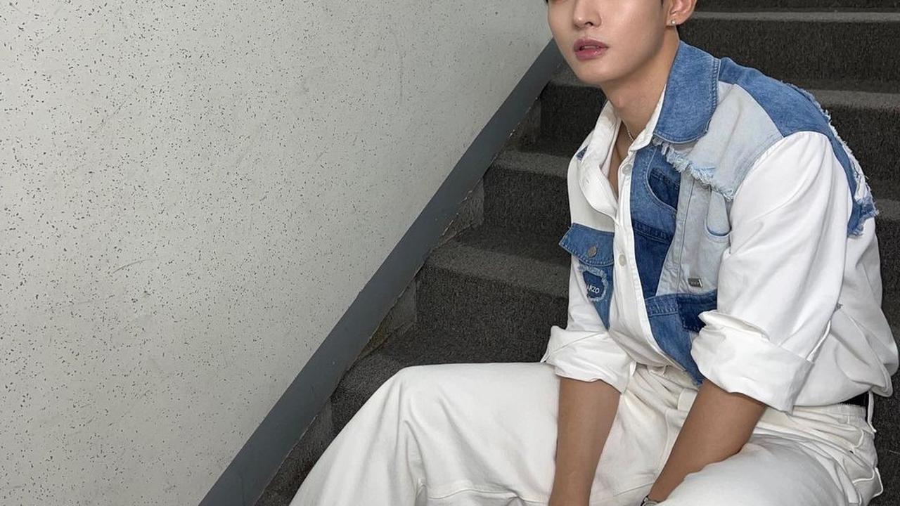 Idol yang Debut di Usia 20-an