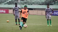 Aksi Kocak Djadjang Nurdjaman saat Gagal Mengeksekusi Penalti