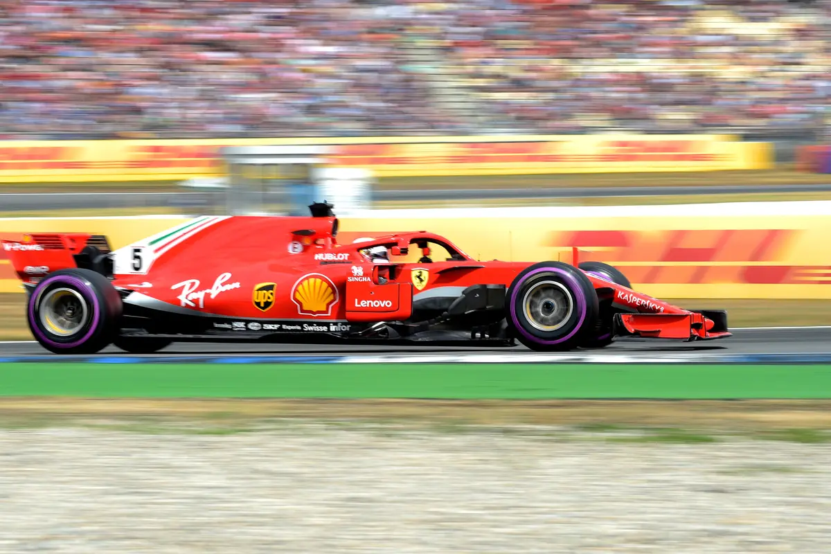Vettel Terdepan, Lewis Hamilton Urutan 14 di F1 GP Jerman