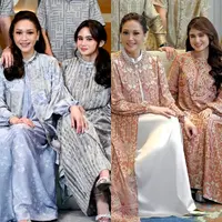 Liburan bareng ke Nusa Penida, Maia dan Tissa tampil kompak mengenakan outfit nuansa merah. Tissa dengan puffy dress, sementara Maia dengan set long sleeve top. [@maiaestiantyreal]