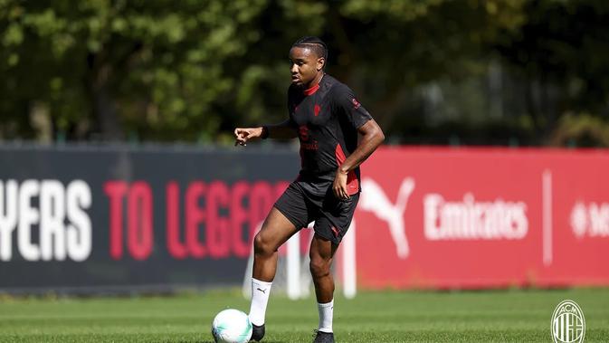 Sikat Genoa, AC Milan Naik ke Peringkat 3 Liga Italia