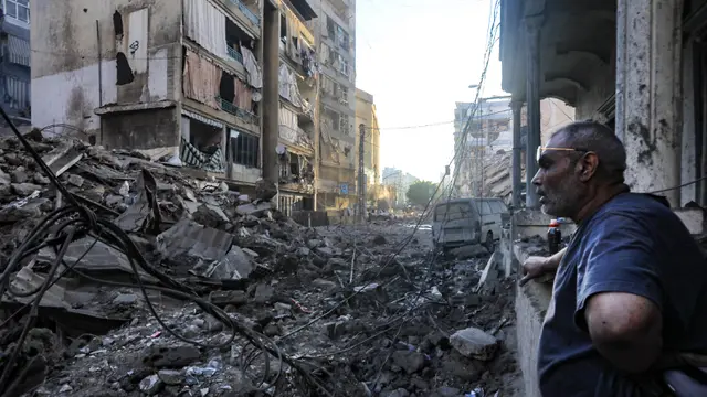 Serangan Udara Israel Hancurkan Permukiman dan Infrastruktur di Pinggir Selatan Beirut
