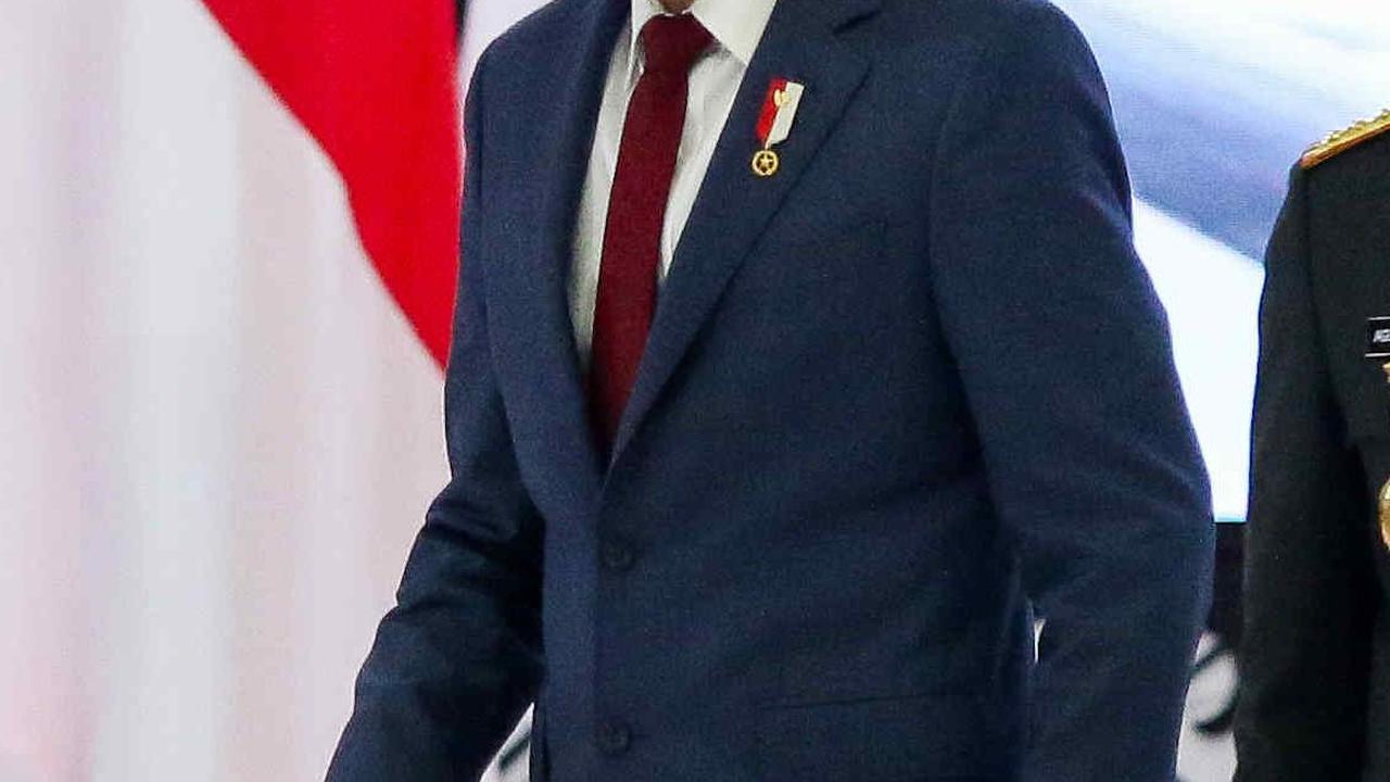 Jokowi meminta TNI-Polri berani masuk hal-hal penguasaan teknologi. Dia mengambil contoh kecanggihan pesawat tanpa awak atau drone yang penggunaannya sangat presisi dan akurat untuk memburu target. Liputan6.com/Herman Zakharia