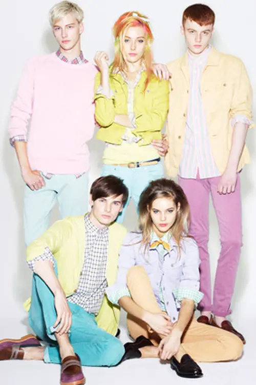 H M Bersanding Chanel UNIQLO Serbu Indonesia Photo Fimela
