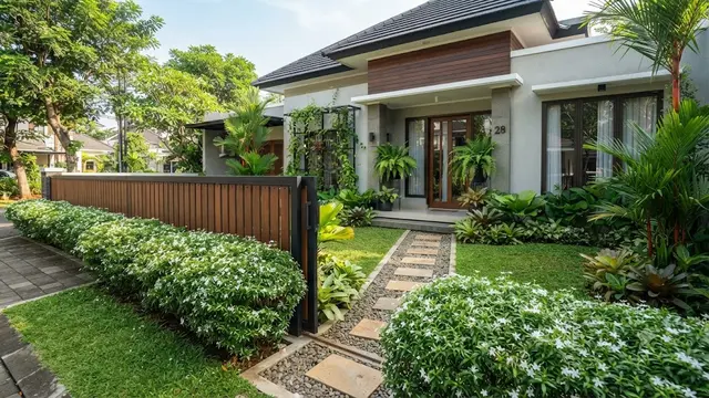 Tanaman Hias yang Cocok Diletakkan di Depan Pagar